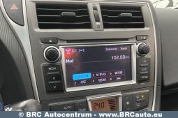Toyota Verso-S 1.3i 2012 full