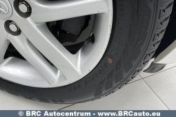 Toyota Verso-S 1.3i 2012 full