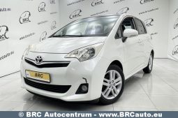 Toyota Verso-S 1.3i 2012 full