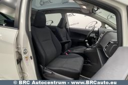 Toyota Verso-S 1.3i 2012 full
