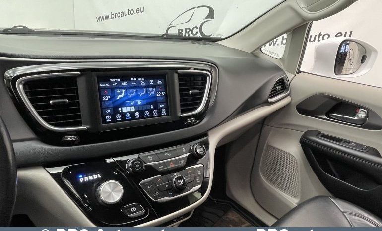 Chrysler Pacifica 3.6i Automatas 2020 full