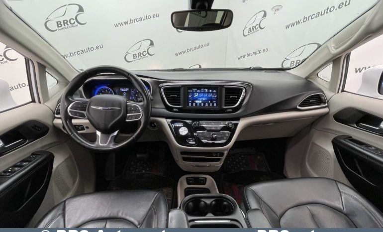 Chrysler Pacifica 3.6i Automatas 2020 full