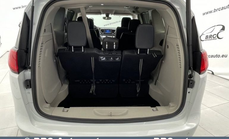 Chrysler Pacifica 3.6i Automatas 2020 full