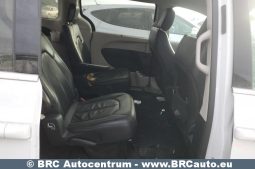 Chrysler Pacifica 3.6i Automatas 2020 full