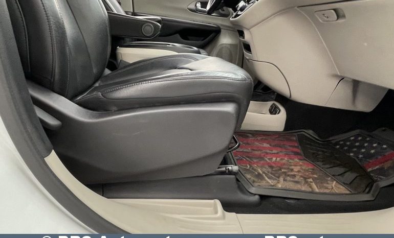 Chrysler Pacifica 3.6i Automatas 2020 full
