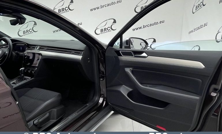 Volkswagen Passat Alltrack 2.0 TDI 4Motion Automatas 2018 full