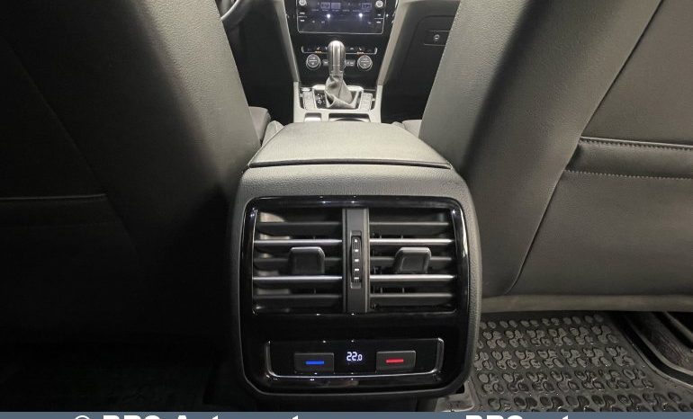 Volkswagen Passat Alltrack 2.0 TDI 4Motion Automatas 2018 full