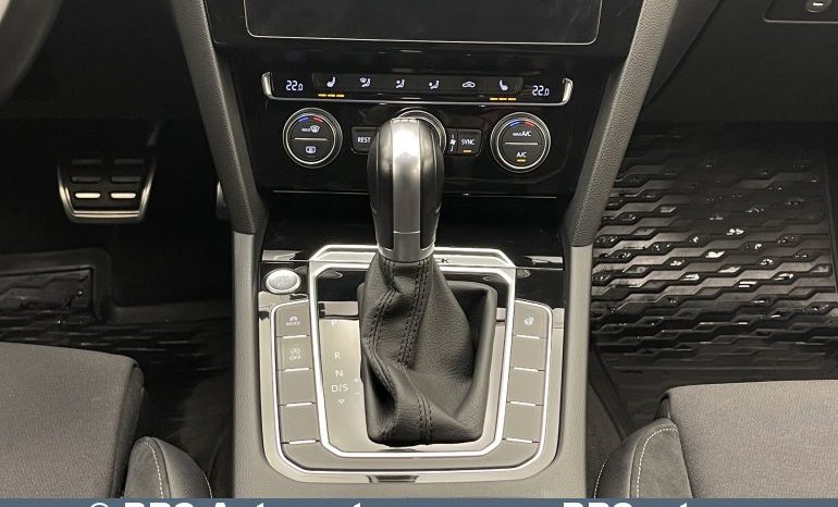Volkswagen Passat Alltrack 2.0 TDI 4Motion Automatas 2018 full