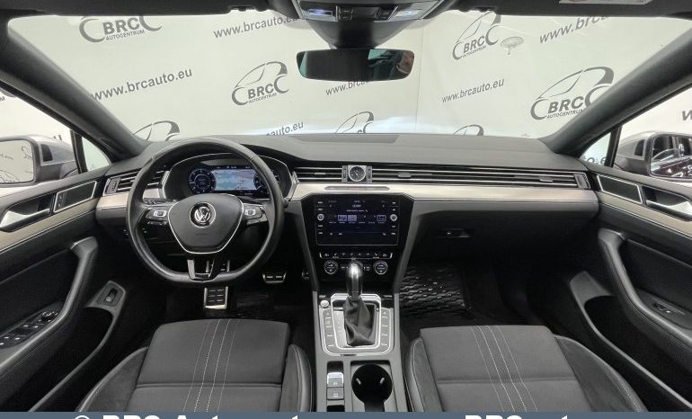 Volkswagen Passat Alltrack 2.0 TDI 4Motion Automatas 2018 full