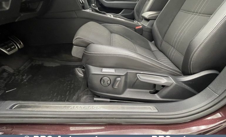 Volkswagen Passat Alltrack 2.0 TDI 4Motion Automatas 2018 full
