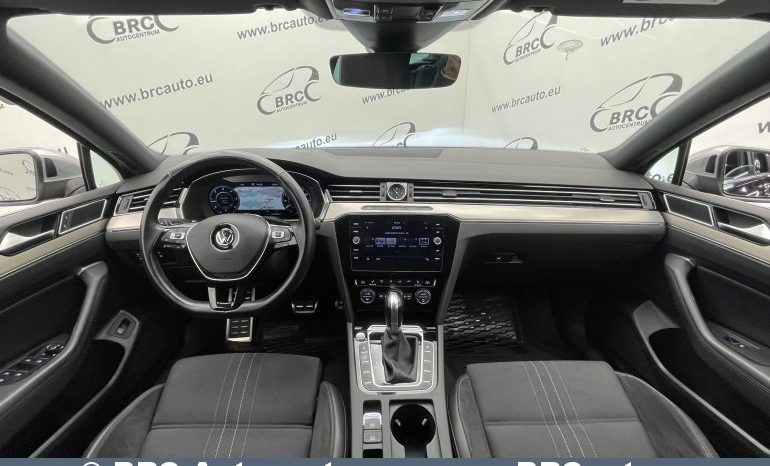 Volkswagen Passat Alltrack 2.0 TDI 4Motion Automatas 2018 full