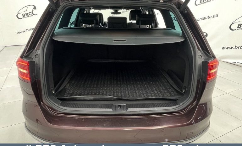 Volkswagen Passat Alltrack 2.0 TDI 4Motion Automatas 2018 full
