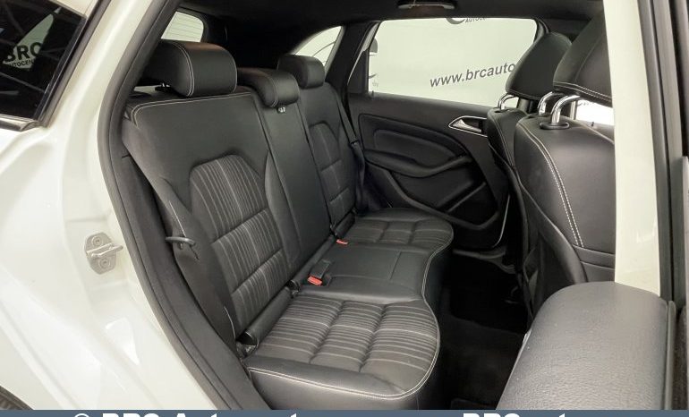 Mercedes-Benz B 180 Automatas 2012 full