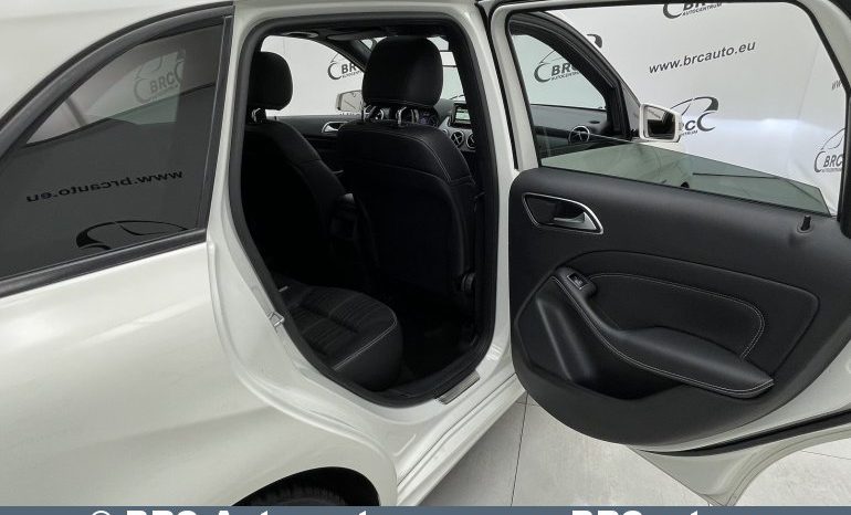 Mercedes-Benz B 180 Automatas 2012 full