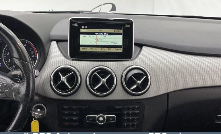 Mercedes-Benz B 180 Automatas 2012 full