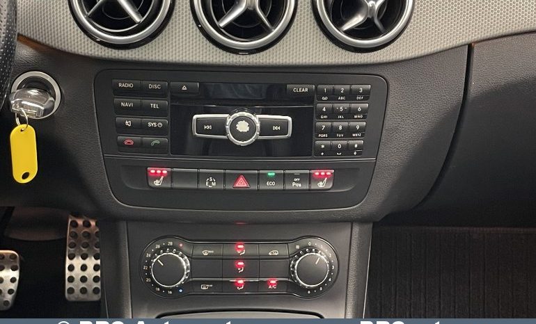 Mercedes-Benz B 180 Automatas 2012 full