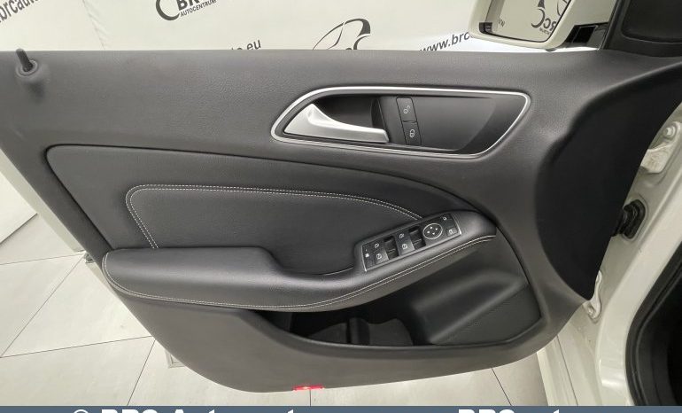 Mercedes-Benz B 180 Automatas 2012 full