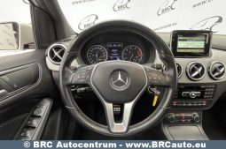 Mercedes-Benz B 180 Automatas 2012 full