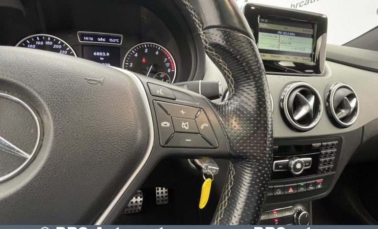 Mercedes-Benz B 180 Automatas 2012 full