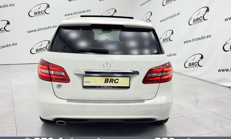 Mercedes-Benz B 180 Automatas 2012 full