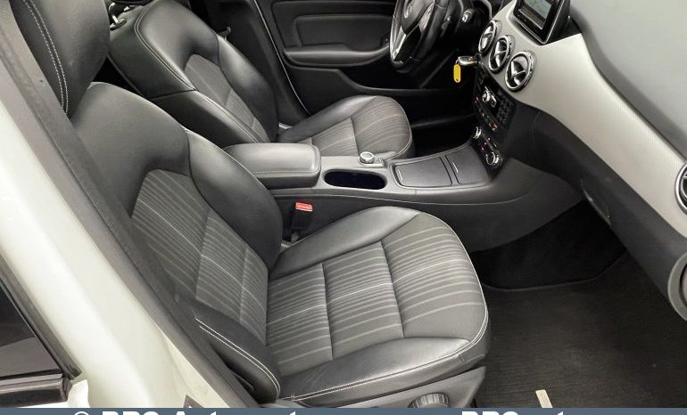 Mercedes-Benz B 180 Automatas 2012 full