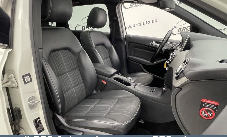 Mercedes-Benz B 180 Automatas 2012 full