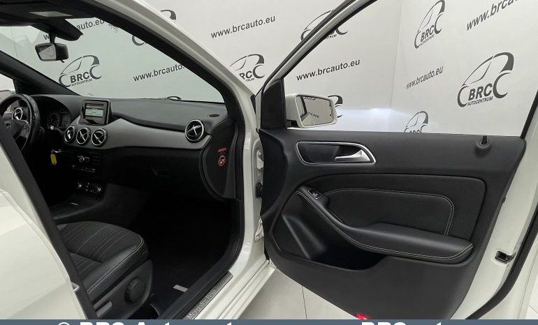Mercedes-Benz B 180 Automatas 2012 full