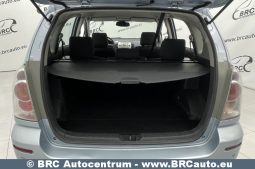 Toyota Corolla Verso 2.0 D-4D Linea Sol 2005 full
