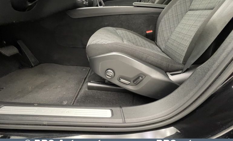 Volvo XC 60 AWD Automatas 2022 full