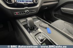 Volvo XC 60 AWD Automatas 2022 full