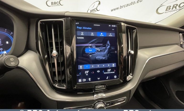 Volvo XC 60 AWD Automatas 2022 full