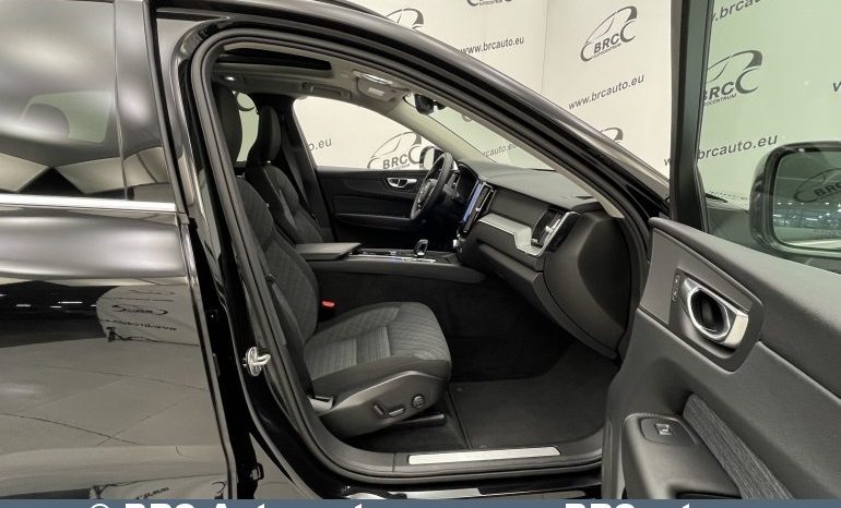 Volvo XC 60 AWD Automatas 2022 full