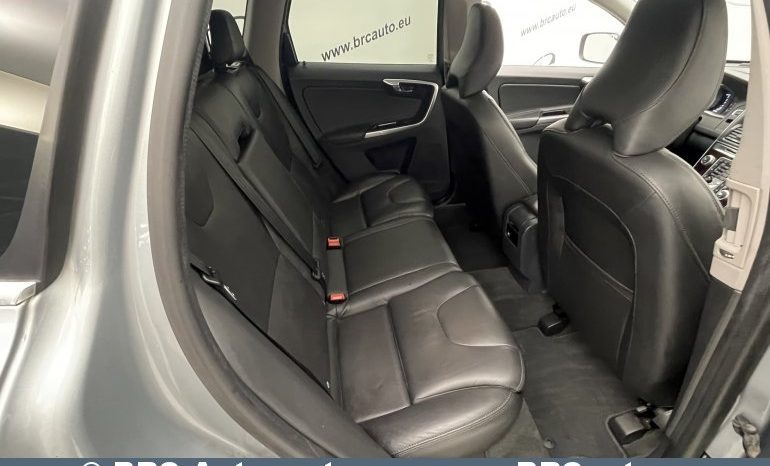 Volvo XC 60 D5 AWD Automatas 2017 full