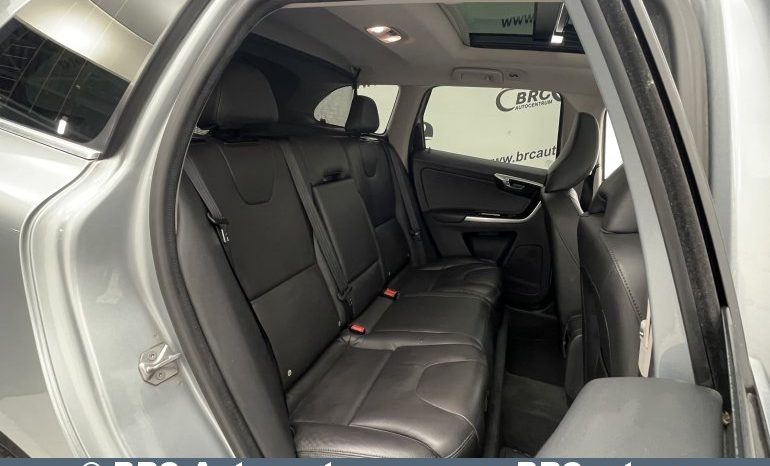 Volvo XC 60 D5 AWD Automatas 2017 full