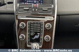 Volvo XC 60 D5 AWD Automatas 2017 full