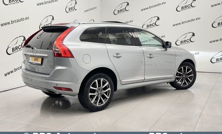 Volvo XC 60 D5 AWD Automatas 2017 full
