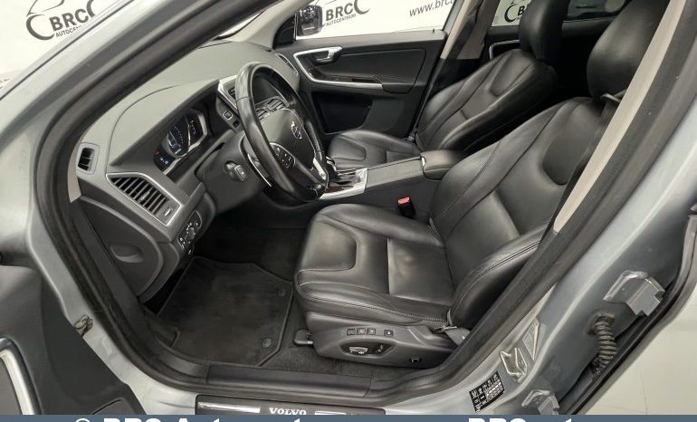 Volvo XC 60 D5 AWD Automatas 2017 full