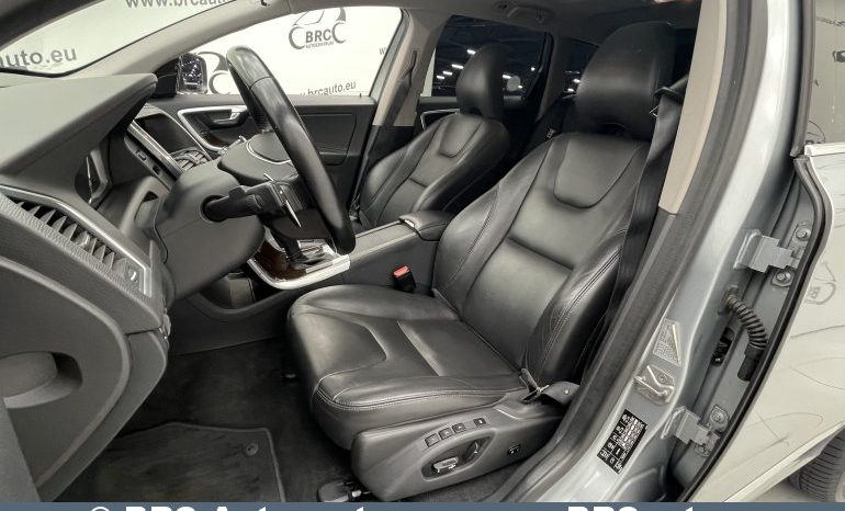 Volvo XC 60 D5 AWD Automatas 2017 full