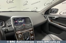 Volvo XC 60 D5 AWD Automatas 2017 full