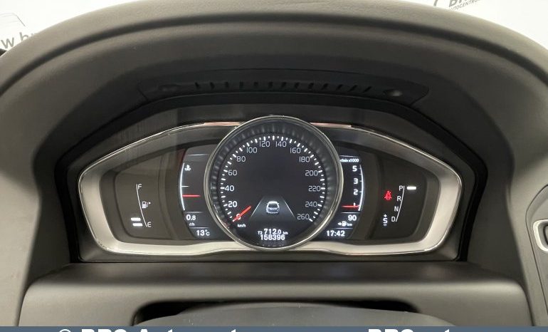 Volvo XC 60 D5 AWD Automatas 2017 full