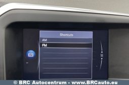 Volvo XC 60 D5 AWD Automatas 2017 full