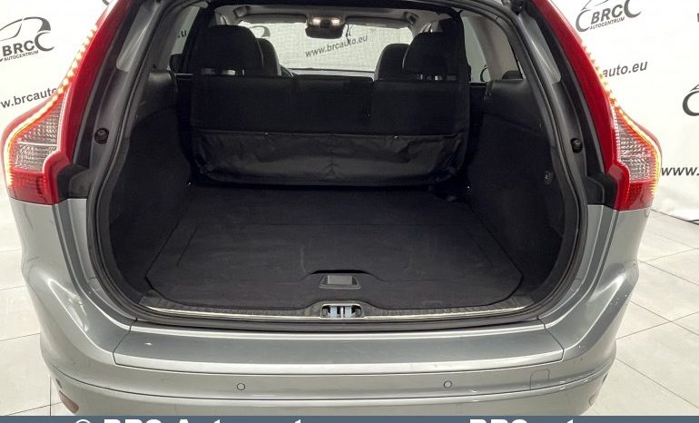 Volvo XC 60 D5 AWD Automatas 2017 full