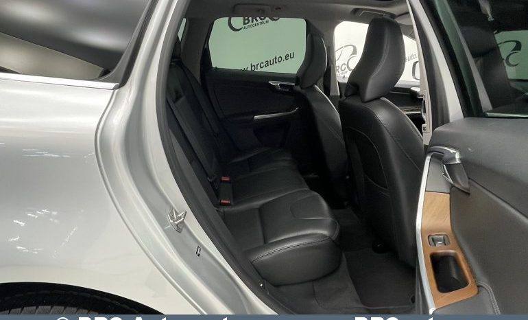 Volvo XC 60 T5 Automatas 2017 full