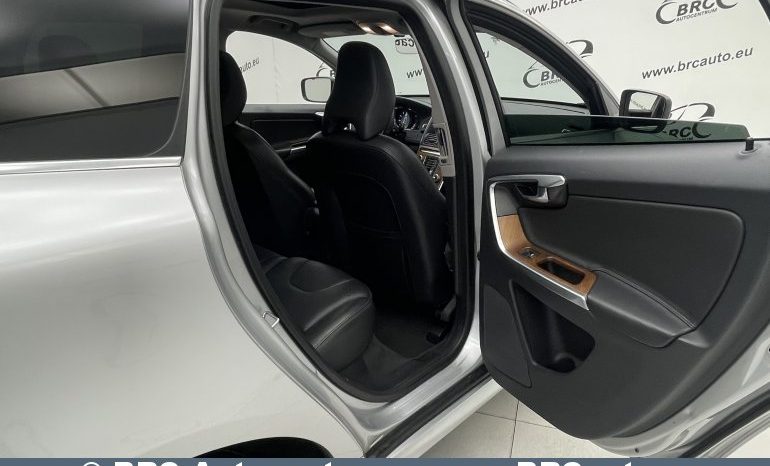 Volvo XC 60 T5 Automatas 2017 full