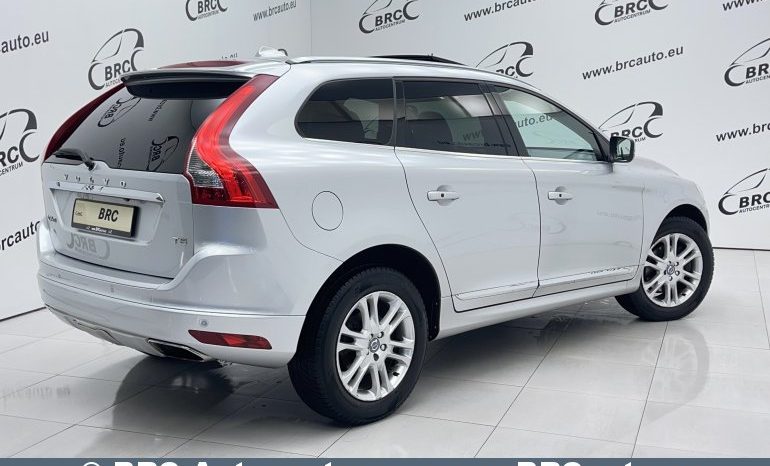 Volvo XC 60 T5 Automatas 2017 full