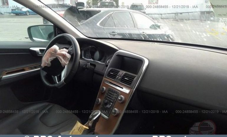Volvo XC 60 T5 Automatas 2017 full