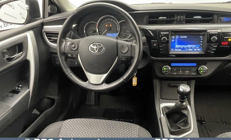 Toyota Corolla 1.6 Valvematic Active M 2016 full