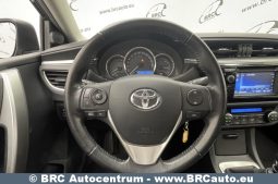 Toyota Corolla 1.6 Valvematic Active M 2016 full