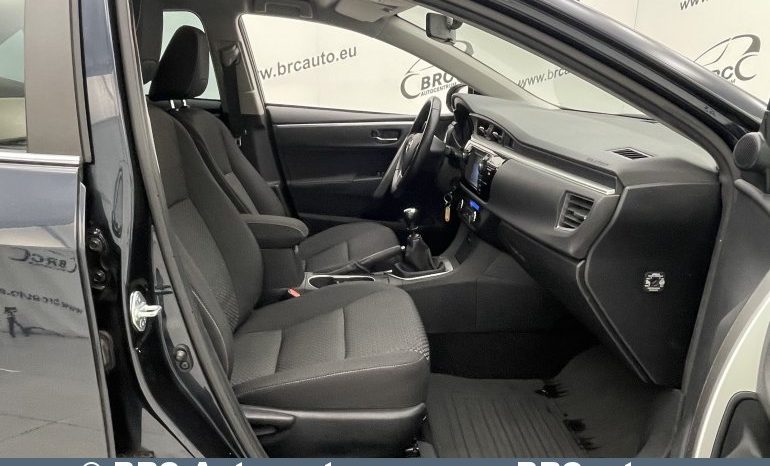 Toyota Corolla 1.6 Valvematic Active M 2016 full