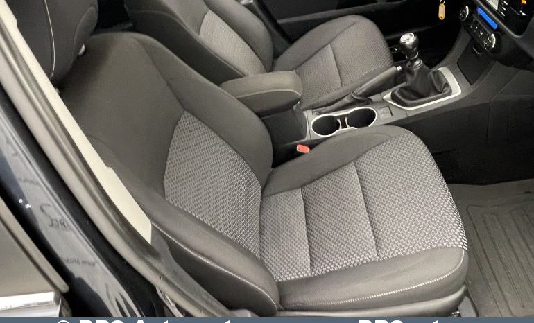 Toyota Corolla 1.6 Valvematic Active M 2016 full